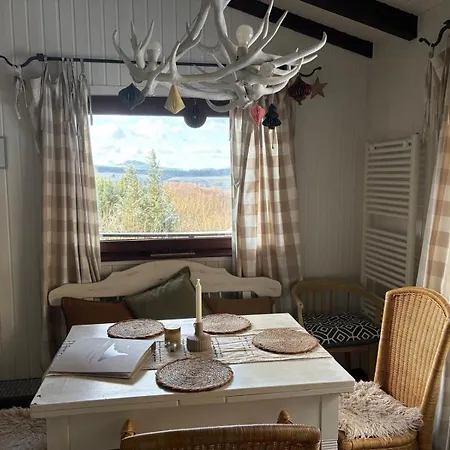 Baerenloch Semesterbostad *
